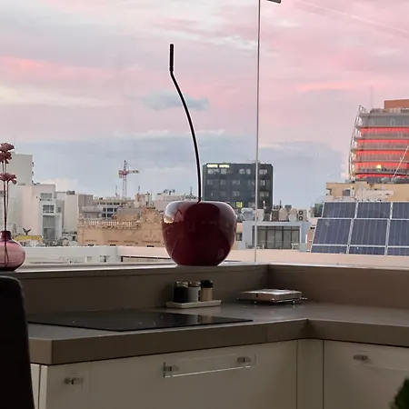 Cherry Penthouse In Spinola Bay