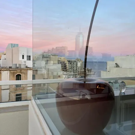Cherry Penthouse In Spinola Bay * Saint Julian's