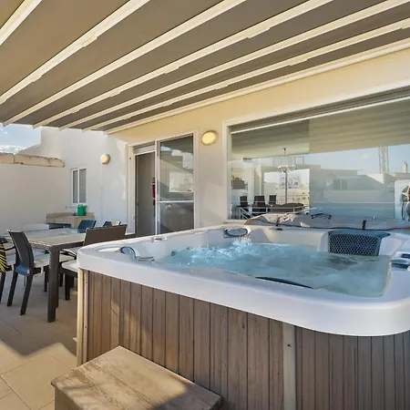 Cherry Penthouse In Spinola Bay * San Ġiljan