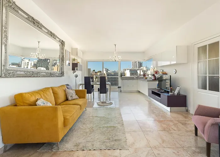 Cherry Penthouse In Spinola Bay Saint Julian's