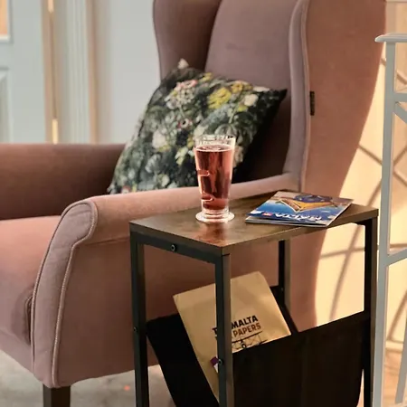 Cherry Penthouse In Spinola Bay 아파트 *
