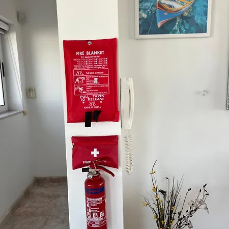 Cherry Penthouse In Spinola Bay 아파트